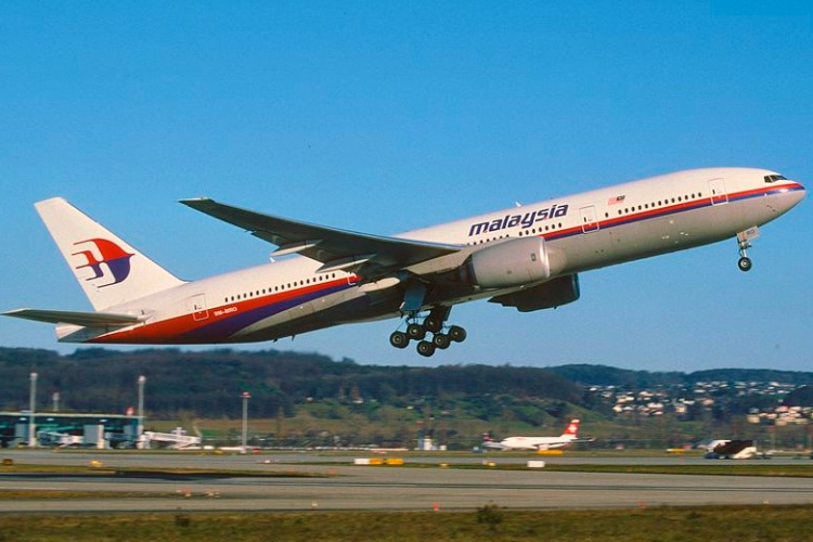 Proč malajsijský Boeing MH17 padal 10 sekund? Američan odhalil při pádu nad Donbasu záhadné fakta