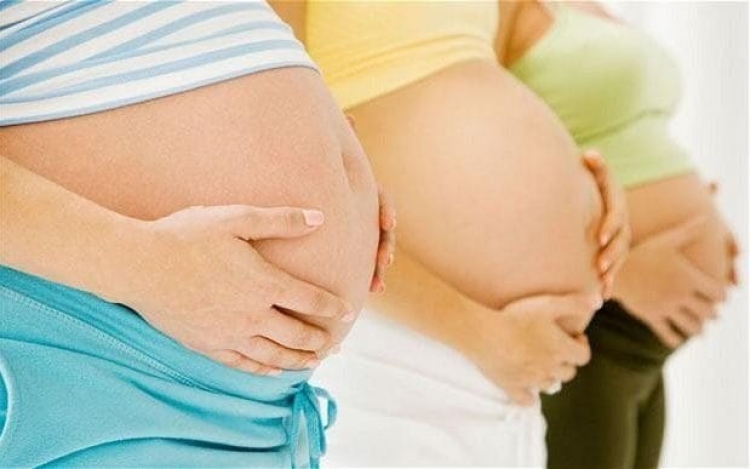 Genderově vyvážené těhotenství: už nebudete říkat nastávající matka, ale těhotný člověk!