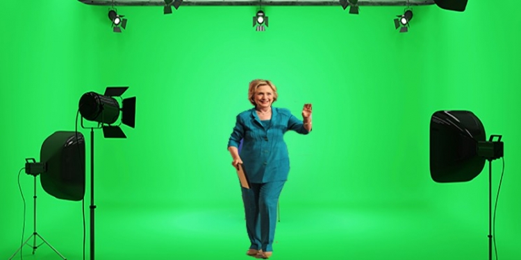 Hillary Clinton zfalšovala své shromáždění v Greensboro ve filmovém studiu. To musíte vidět! Je buď opravdu mrtvá, nebo těžce nemocná?