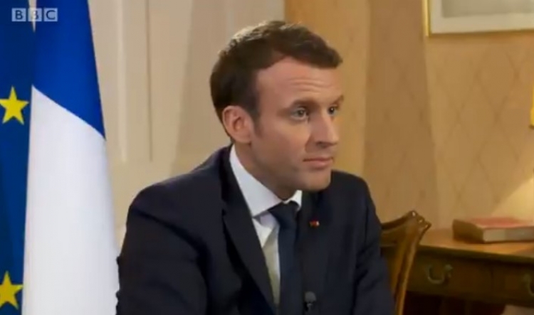 Macron uznal, že kdyby Francie vyhlásila referendum o EU, země z ní vystoupí