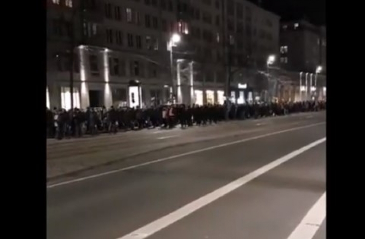 Obrovská demonstrace proti Merkelové v Německu. Jakto, že to média nezaznamenala?