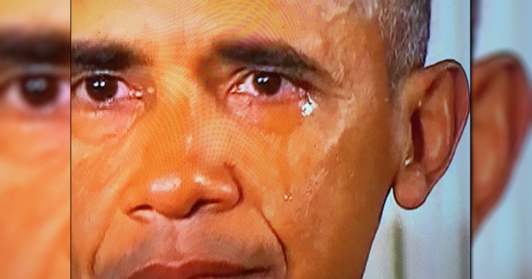 Odhaleno: Podívejte se, co dělal Obama těsně před tím, než začal plakat