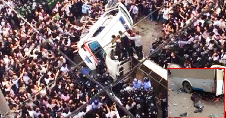 Tisíce rozhněvaných lidí v Číně ukamenovaly „vládní hrdlořezy“ v reakci na policejní brutalitu