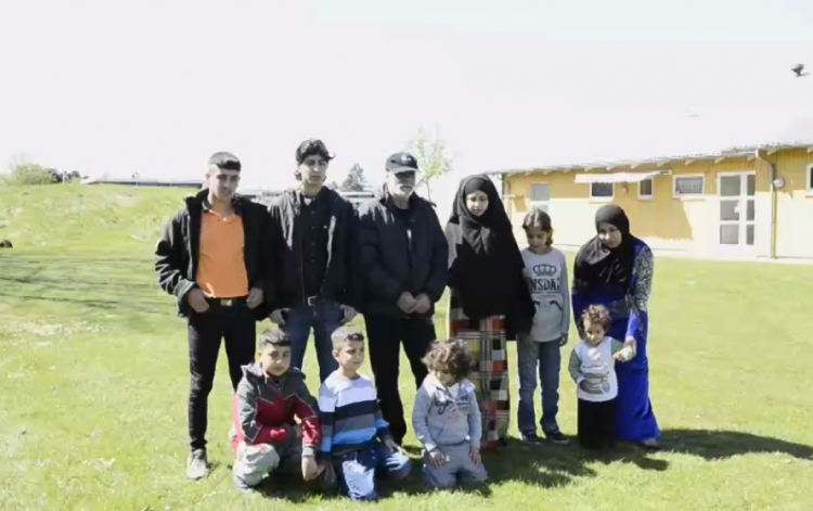 Syřanovi dovolili vzít do Dánska 20 dětí a tři manželky. Navšechny dostane téměř milion korun příspěvek